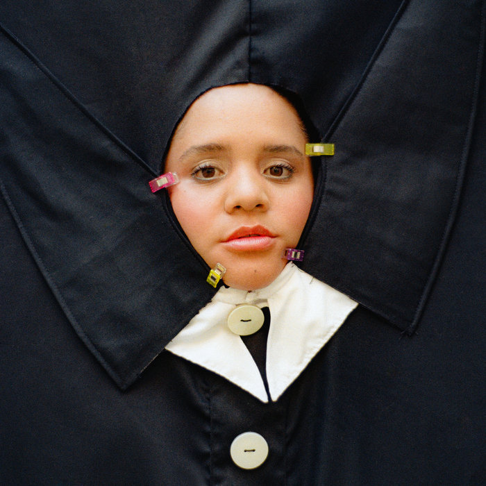 Lido Pimienta – ¿Quién Tiene La Luz? (El Perdón)